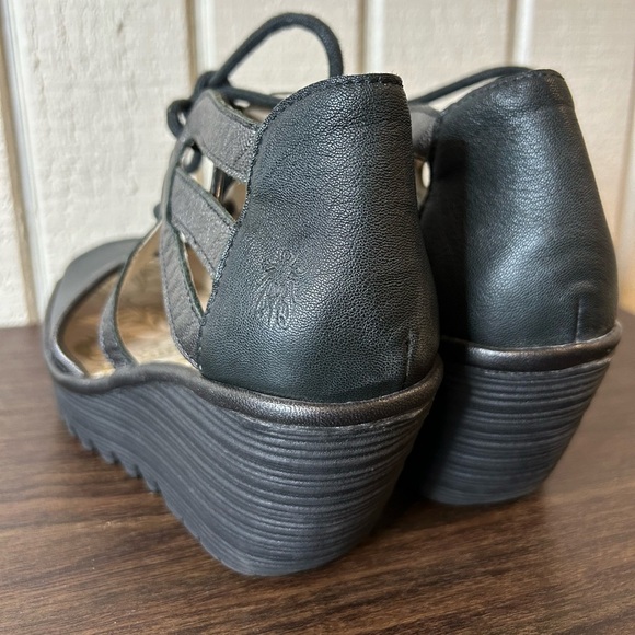 Fly London Yeji Lace Up Wedges, size 37. - Picture 3 of 7